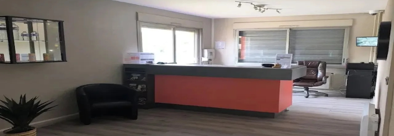 Artys Hotel, Сен-Приест — фото 1