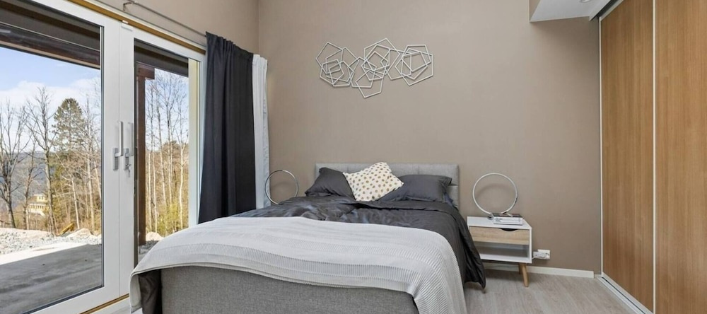 Cabin Oslofjord -sleeps14-seaview-familyfriendly, 弗罗恩 — 照片 1