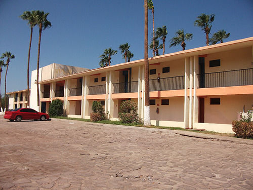 Desert Inn Loreto, Loreto — photo 1