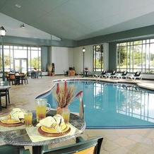 Comfort Suites Lake Country, Певауки — фото 3