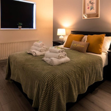 Get Away Home With Hot Tub Sleeps 6, Телскомб — фото 5