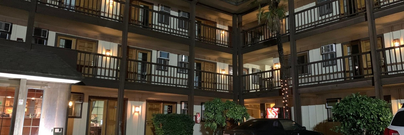Heritage Inn Yosemite/Sonora, 索诺拉 — 照片 1