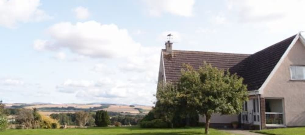 Edmonston House, Kelso — photo 1