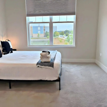 Modern 4BR with Parking - WV rep 4, 沃伦维尔 — 照片 5