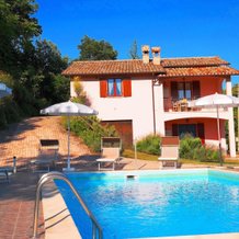 Holiday house with pool, near the sea and mountains, beautiful views, 阿夸拉尼亚 — 照片 2
