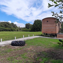 Min yr Afon - Cabin - Sleeps 2 - Hot Tub - Parking, 特鲁瓦尔奇迈 — 照片 4