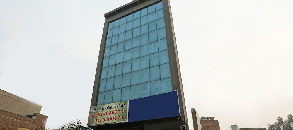 Oyo 29145 Hotel Sirsa City Inn, Сирса — фото 1