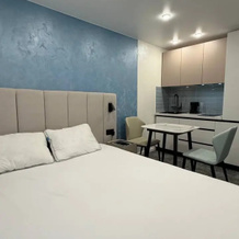 Kamenny Tsvetok Apartments, 特廖赫戈尔内 — 照片 4