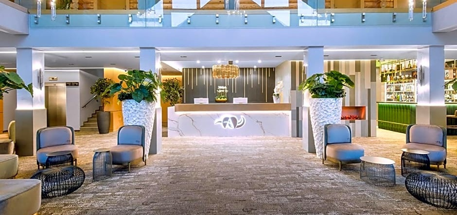 Avalon Resort & Spa, Мишкольц — фото 1