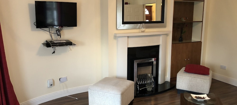 Swords Airport Self Catering, North Dublin — photo 1