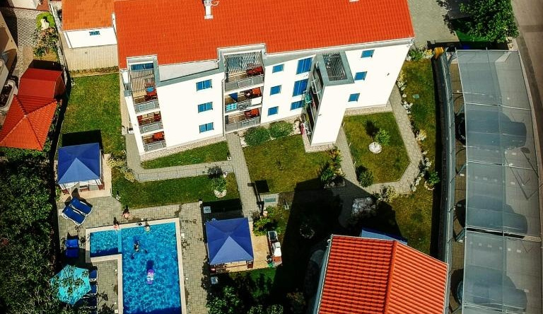 Adorami Apartments, 巴什卡 — 照片 1