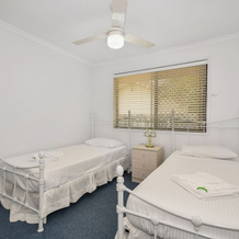 Maroochydore Family Home plus pool, Maroochydore — photo 2