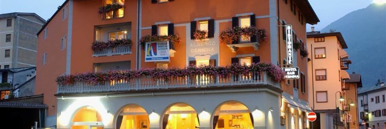 Hotel Bernina, 蒂拉诺 — 照片 1