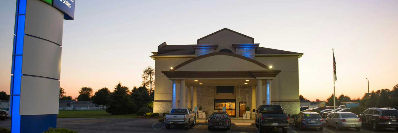 Holiday Inn Express & Suites Wauseon by IHG, 沃西翁 — 照片 1