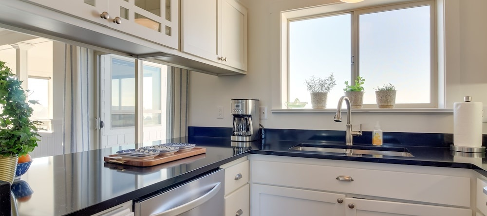 Scenic Bandon Vacation Rental w/ Beach Access!, 班登 — 照片 1