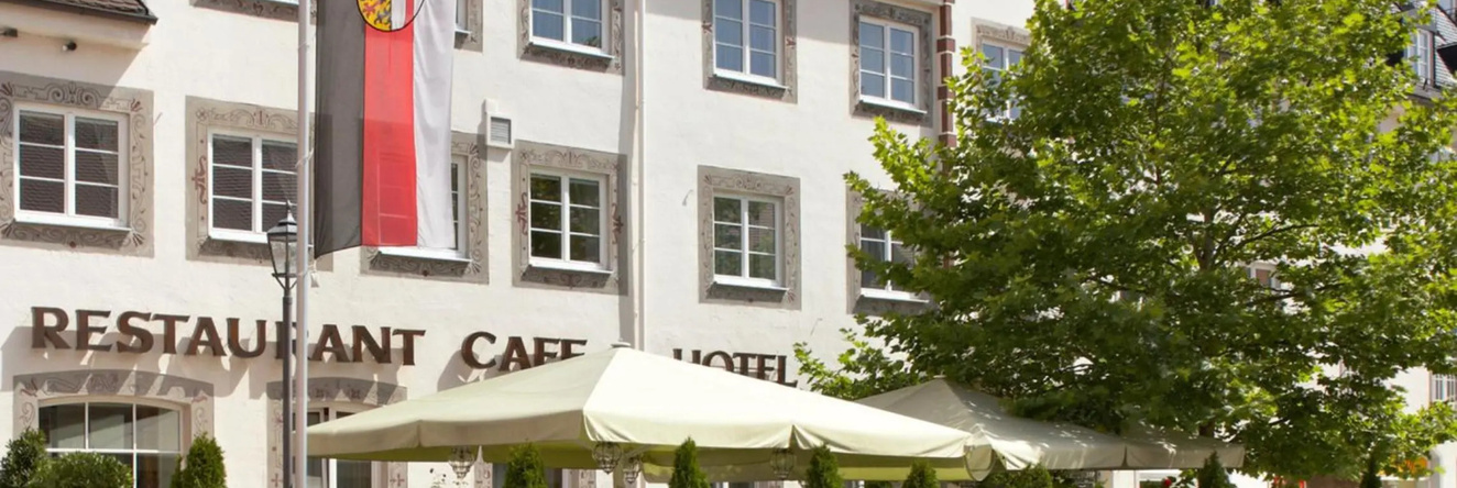 Hotel Weisses Ross, Мемминген — фото 1