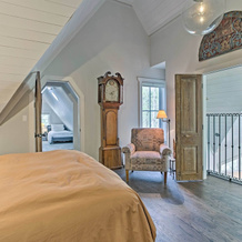 Enchanting Tryon Home W/ Hot Tub ~ 14 Mi To Tiec!, Трайон — фото 5
