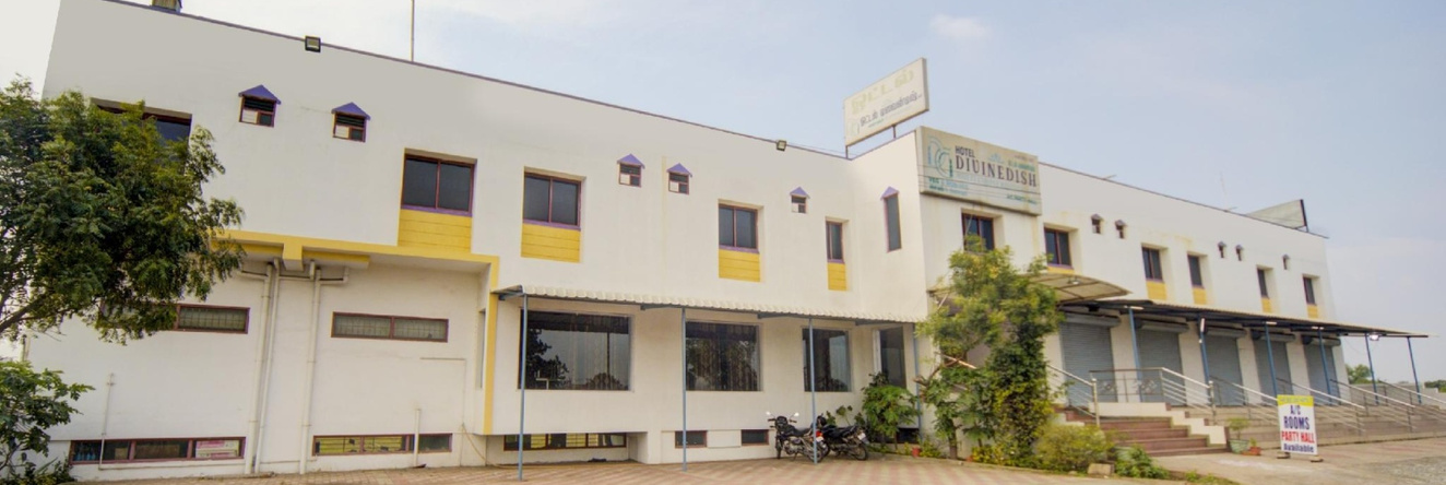 Capital O 77431 Aar Bee Gee Hotel, 古穆迪蓬迪 — 照片 1