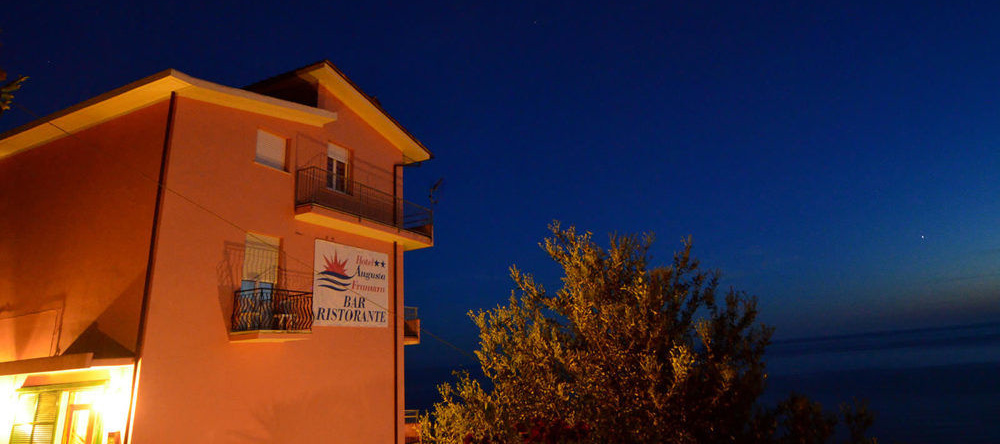 Hotel Augusta, Framura — photo 1