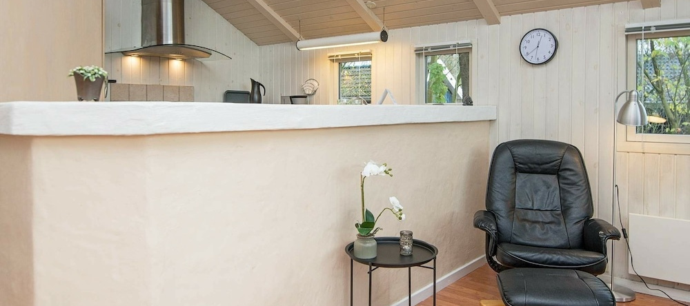 Arresting Holiday Home In Oksbøl With Sauna, Оксбёль — фото 1