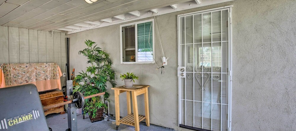 Long Beach Apt ~ 9 Mi To Shoreline Village & Beach, Карсон — фото 1