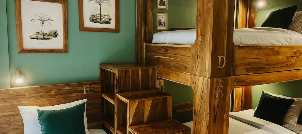 Porter Boutique Hotel & Lifestyle, Kuta — photo 1