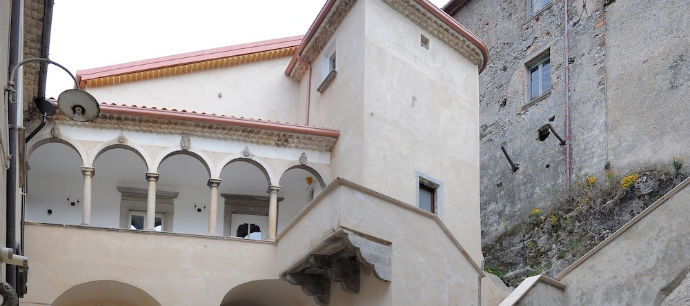 Palazzo Cestari Hotel, Montesano sulla Marcellana — photo 1