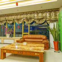 Huyang Business Hotel, Чарклык — фото 3