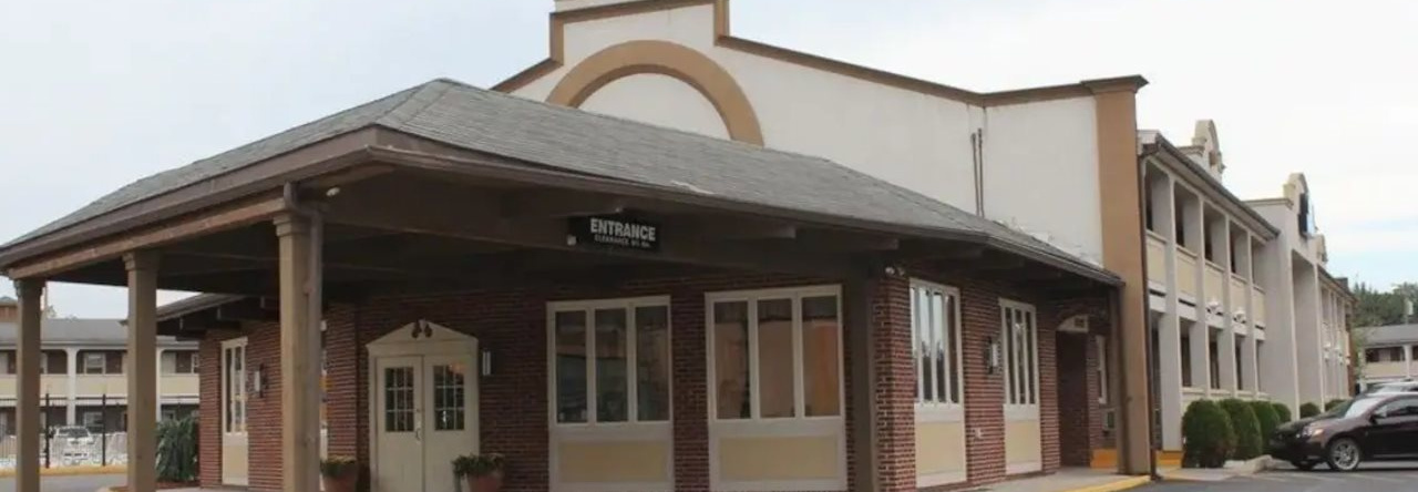 Aderi Hotel Lewisburg, 林恩镇 — 照片 1