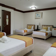 Splash Suites Hotel Laguna, Los Banos — photo 2