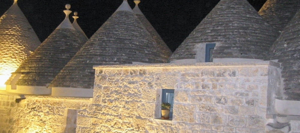 Trulli Gallo Rosso, 马丁纳弗兰卡 — 照片 1