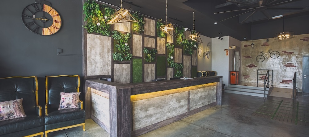 V3 Hotel & Residence Seri Alam, Masai — photo 1
