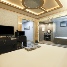 Tiffany Self Check-in Hotel, 内水 — 照片 4