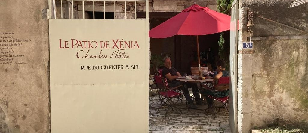 Le Patio De Xénia, Ла-Шарите-сюр-Луар — фото 1