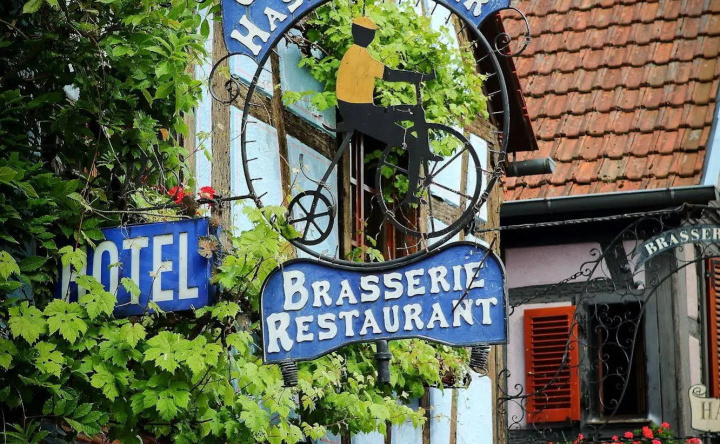 Roger Hassenforder Hôtel Restaurant, 凯泽贝尔 — 照片 1