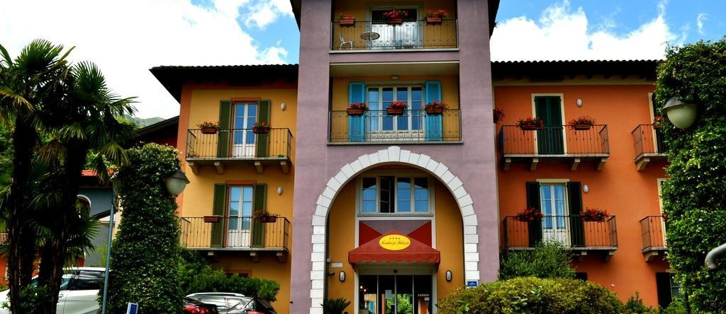 Aquazzurra Resort & Aparthotel, 坎诺比奥 — 照片 1