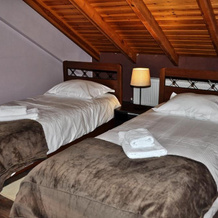 Chalet Coquelicot (Co-cli-co) relax in nature, 卡拉夫里塔 — 照片 2