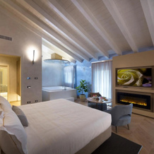 Vip's Motel Luxury Accommodation & Spa, 洛纳托德尔加尔达 — 照片 2