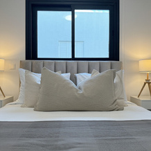 Phaedrus Living White Hills Suites City View, Агиа-Варвара — фото 2