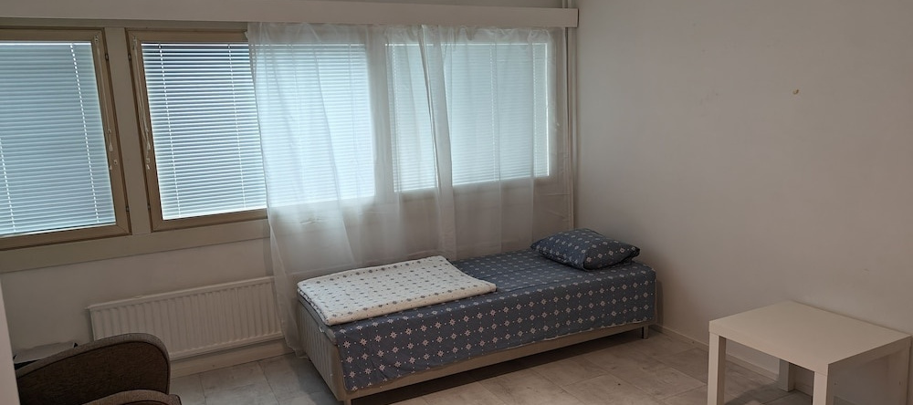 Pet-Friendly 4 Bed Apt In Turku With Park Views, Турку — фото 1