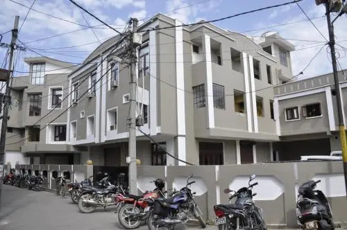 Hotel Pratiksha, Морадабад — фото 1