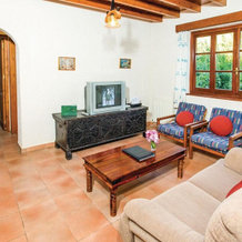 Stunning Home in Miliou Paphos With 3 Bedrooms, Sauna and Outdoor Swimming Pool, 米利厄 — 照片 3
