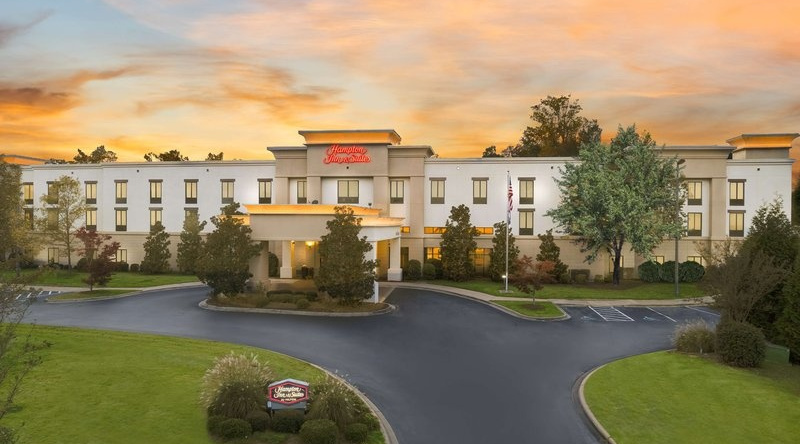Hampton Inn & Suites Opelika, Opelika — photo 1