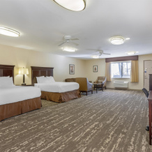Best Western Plus Frontier Motel, 隆派恩 — 照片 3