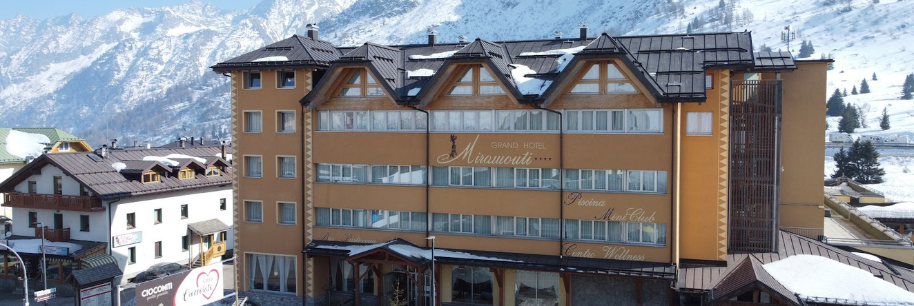 Grand Hotel Miramonti, 托纳莱山口 — 照片 1
