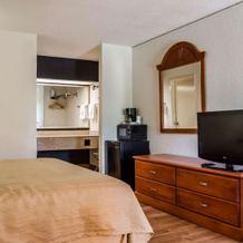 Days Inn By Wyndham Eglin Afb, Найсвилль — фото 3