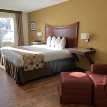 Atkinson inn and suites, Lumberton — photo 5
