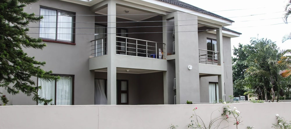 Apartments at 14 Mombo Road, Blantyre — photo 1