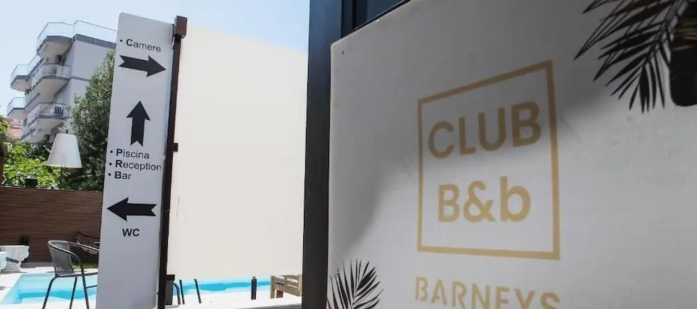 Barneys Club B&B, Черкола — фото 1