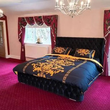 Stratford 4 BR Family Mansion With Pool, Gym & BBQ, 亨利因阿登 — 照片 5